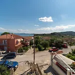 Panorama House Petritis בית נופש *